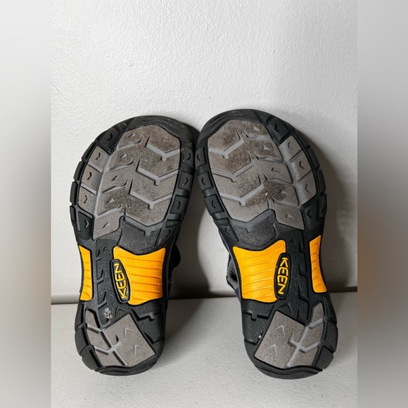 Keen Boys Youth Venice H2 Sandals Washable Shoes Size 4 - Picture 7 of 7